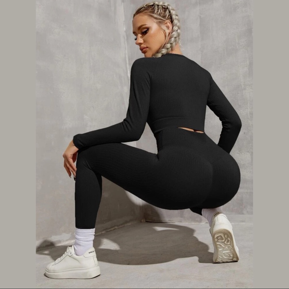 Training/Gym/Sports Set | Leggings and Long Sleeve Top